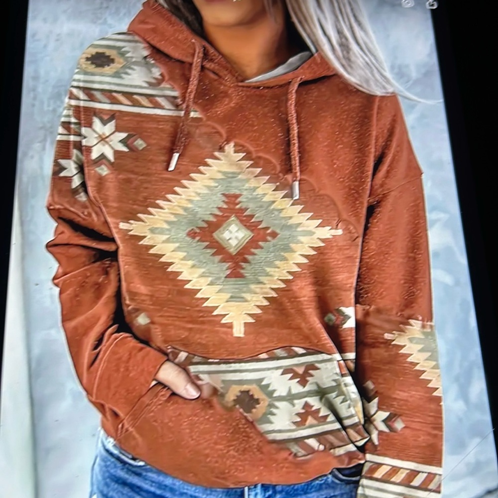 Hoodie Aztec print with kangaroo pocket